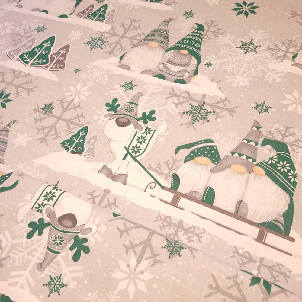Tissu Coton Noël Gnomes Gris et Vert, Oeko-Tex. ( Réf. : 178C )